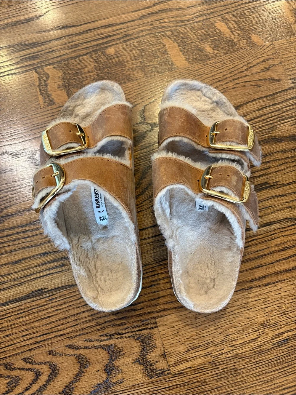Birkenstock Arizona big gold buckle Sherpa sandals- Tan, 39 (8.5)
